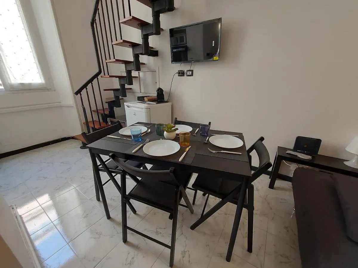 Corso Genova - Milano Navigli Apartment